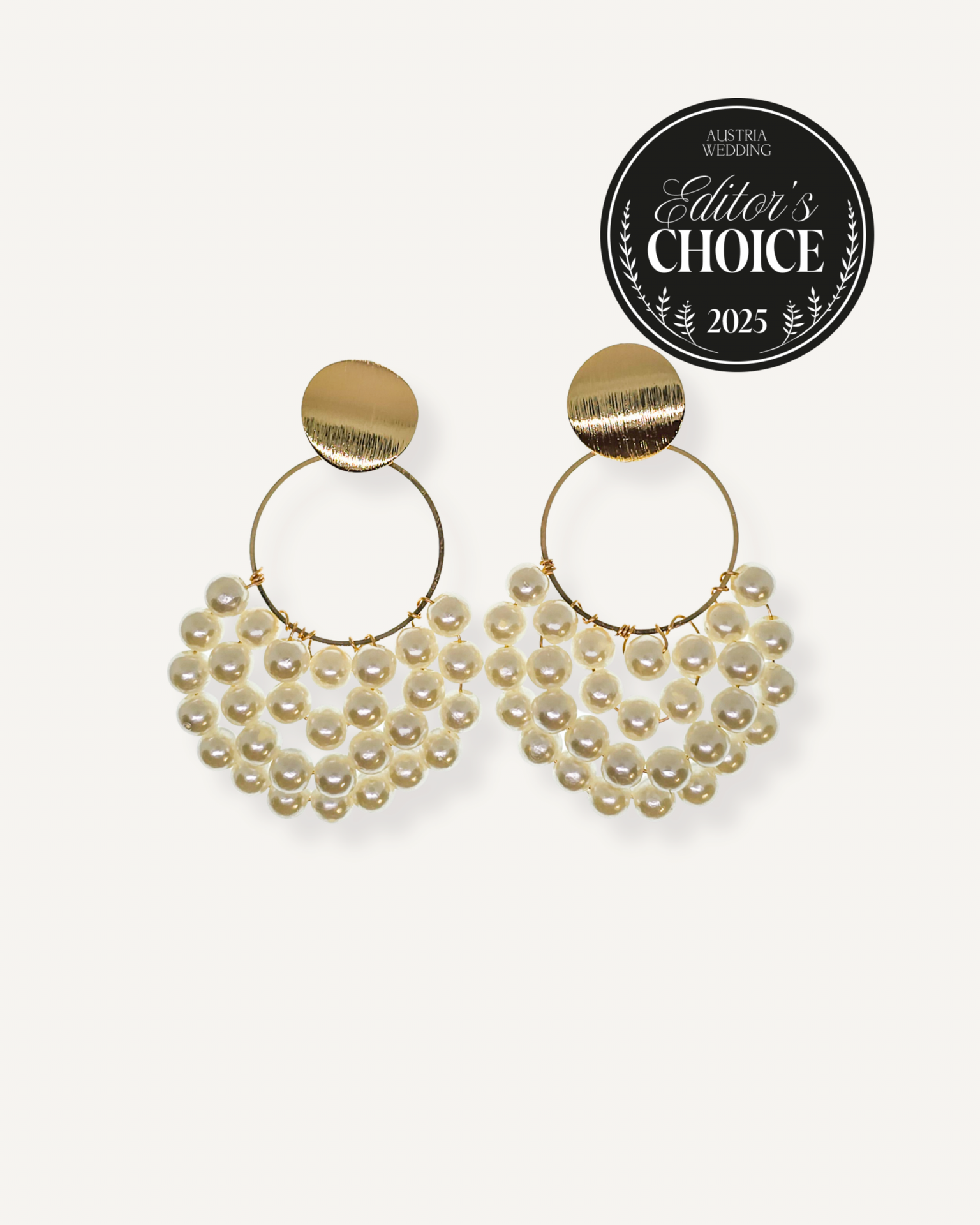 Elegant, leicht und handgefertigt - unsere Pearl Statement Glow-Ohrringe von Elise´s Atelier
