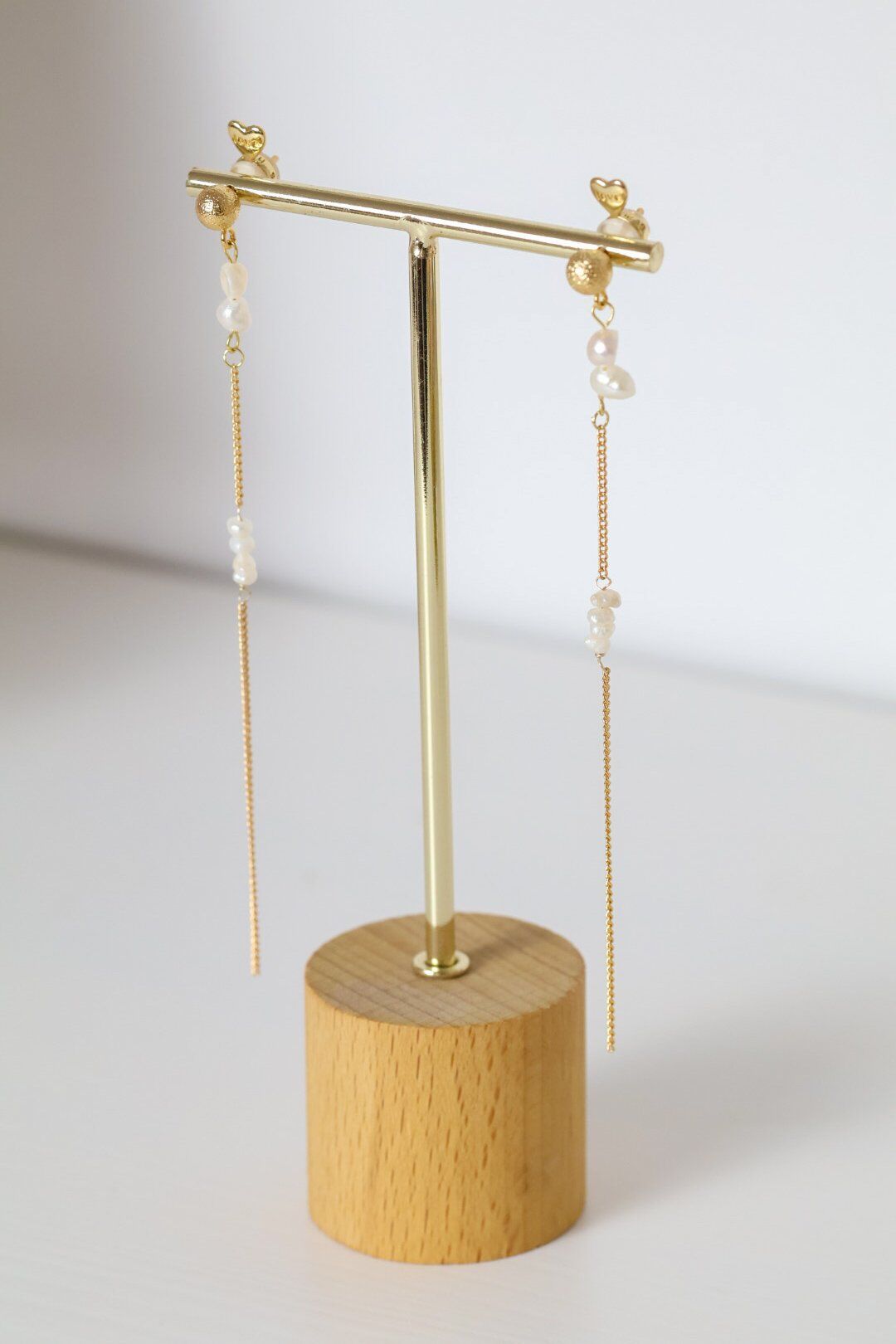 LILOU – Pearl Earrings „Love“ - Image 3