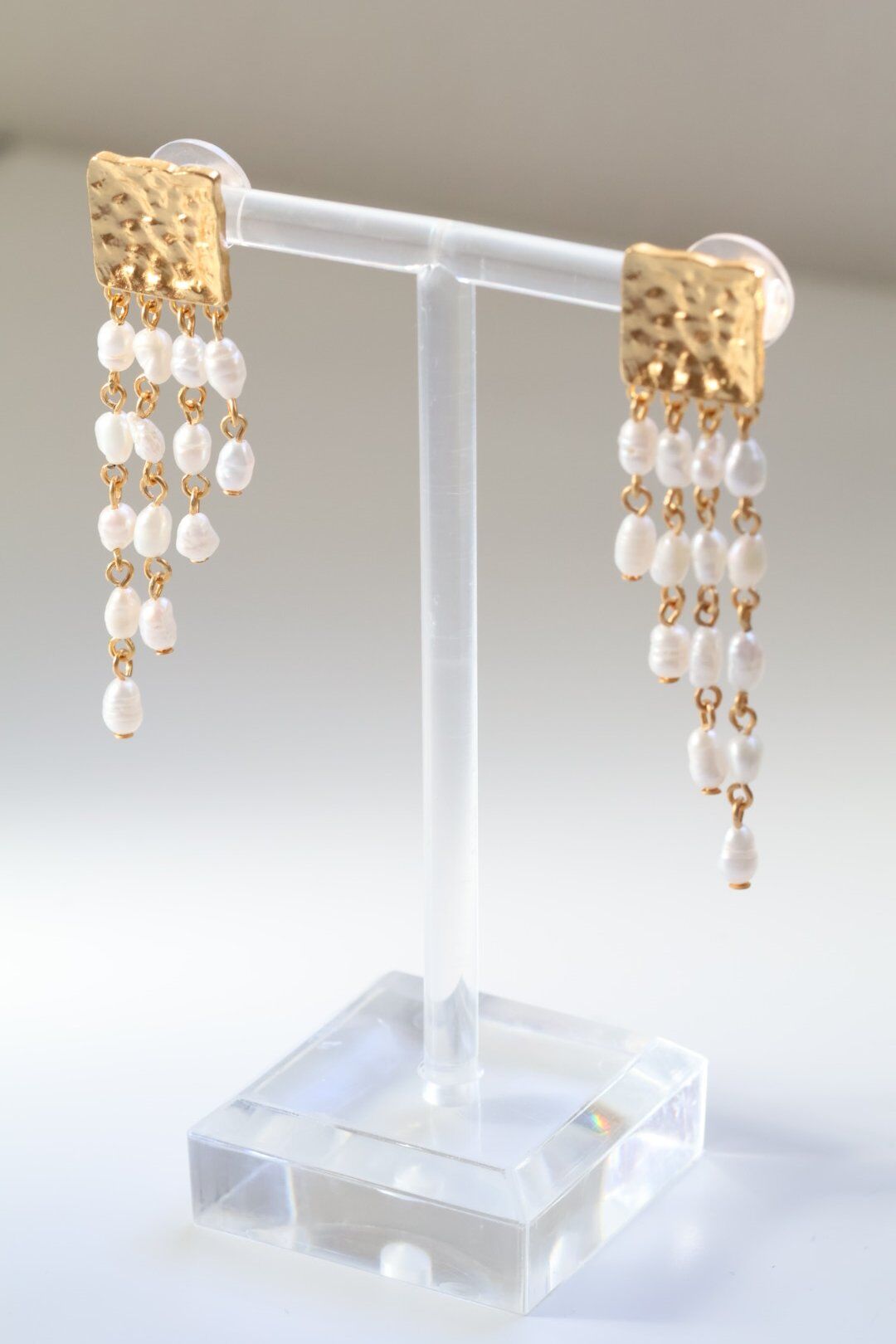 Julianne 24K pearl earrings - Image 2