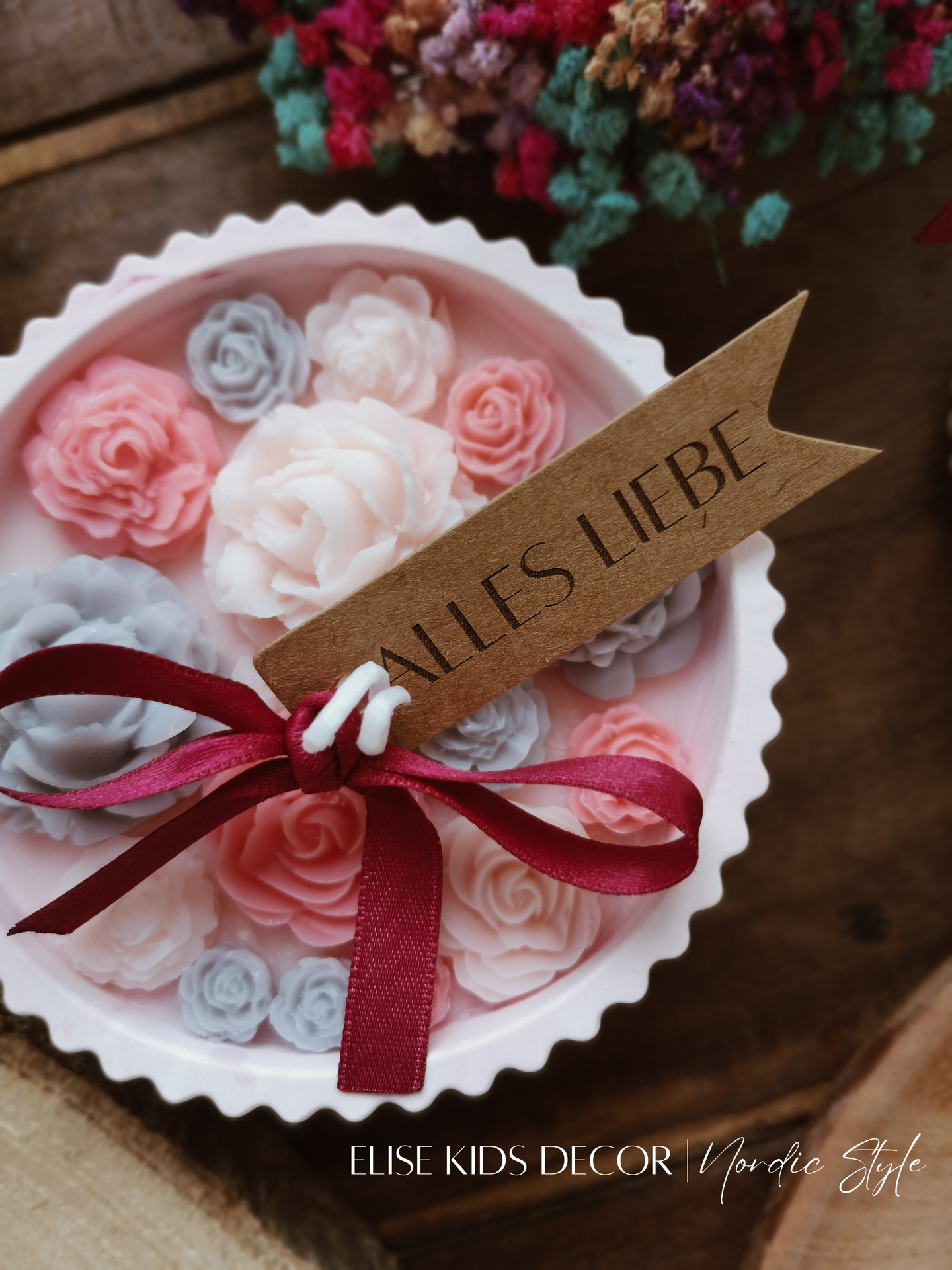 Sojawachskerze in Gipsform mit Rosen | Handgegossen - Image 2